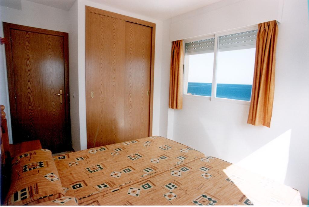 Apartamentos Turisticos Biarritz - Bloque I Gandia Exterior photo